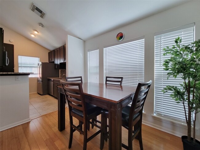 Building Photo - 2829 Timmons Ln