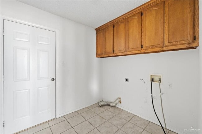 Building Photo - 12 Emory Ave