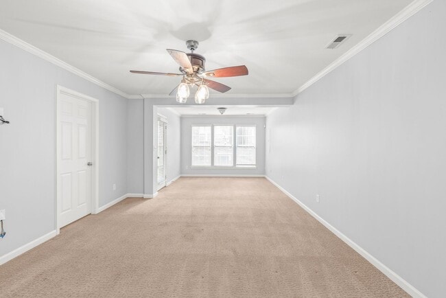 Building Photo - Charming Full-Brick Townhome in the Heart of South End