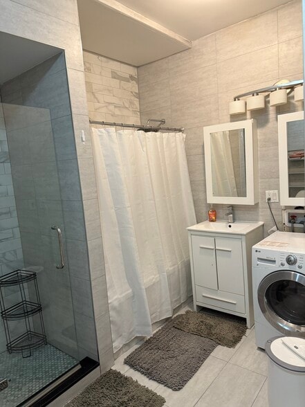 Building Photo - 1893 Pacific St