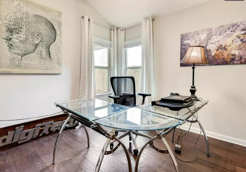 Building Photo - 2405 Muzzie Ln