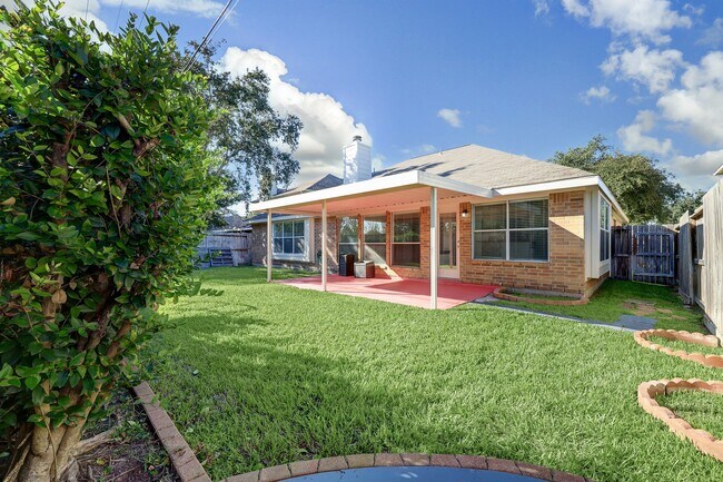 Building Photo - 17407 Winfield Square