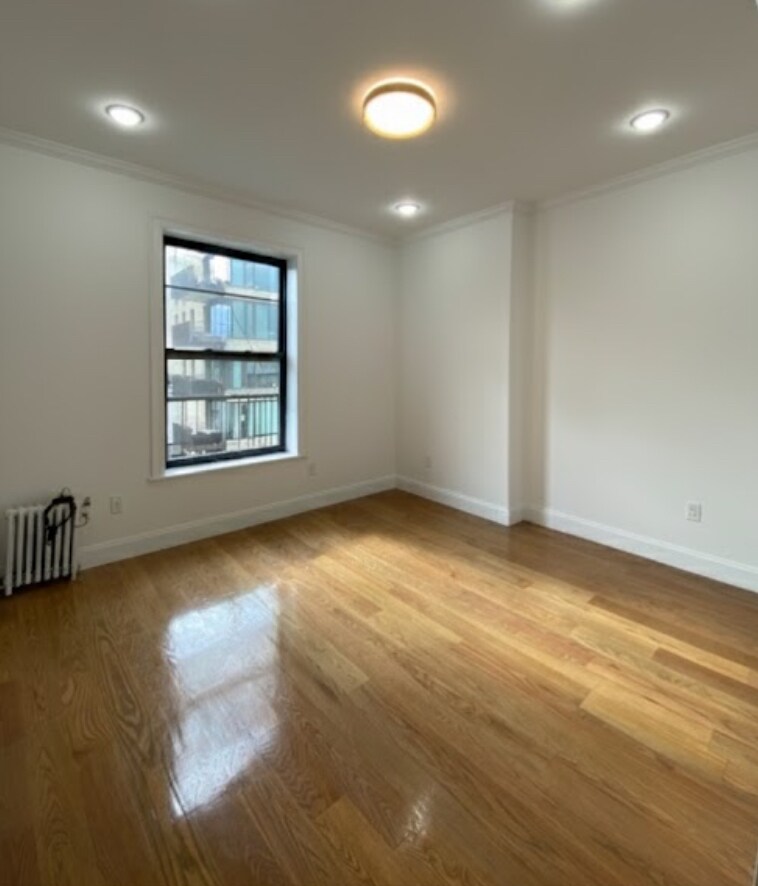 Building Photo - 172 Union St