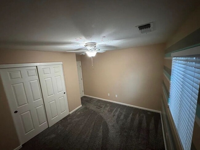 Building Photo - For Rent Beautiful 4-Bedroom Home in Southwest Bakersfield