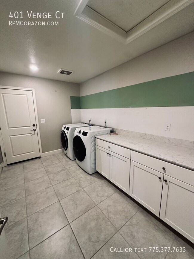 Building Photo - 401 Venge Ct