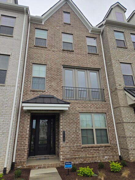 Building Photo - 2615 Wilkinson Pike