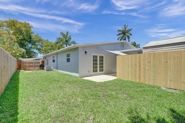 Primary Photo - 802 SW 12th Ct