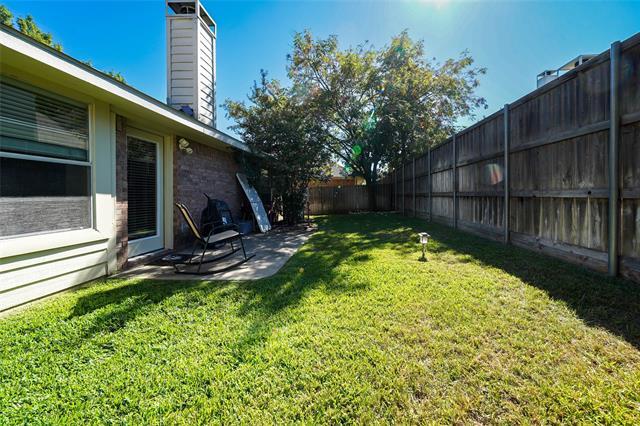 Building Photo - 18667 Gibbons Dr