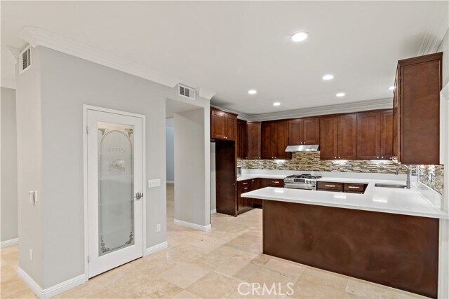 Building Photo - 1472 Pinewood Dr