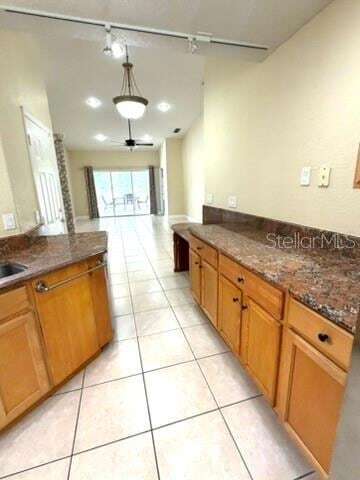 Building Photo - 939 Glen Abbey Cir