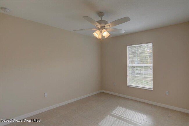 Building Photo - 741 Capon Terrace