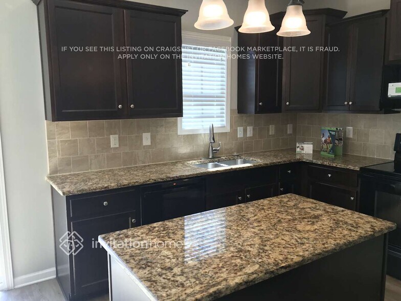 Building Photo - 540 McCarthy Dr