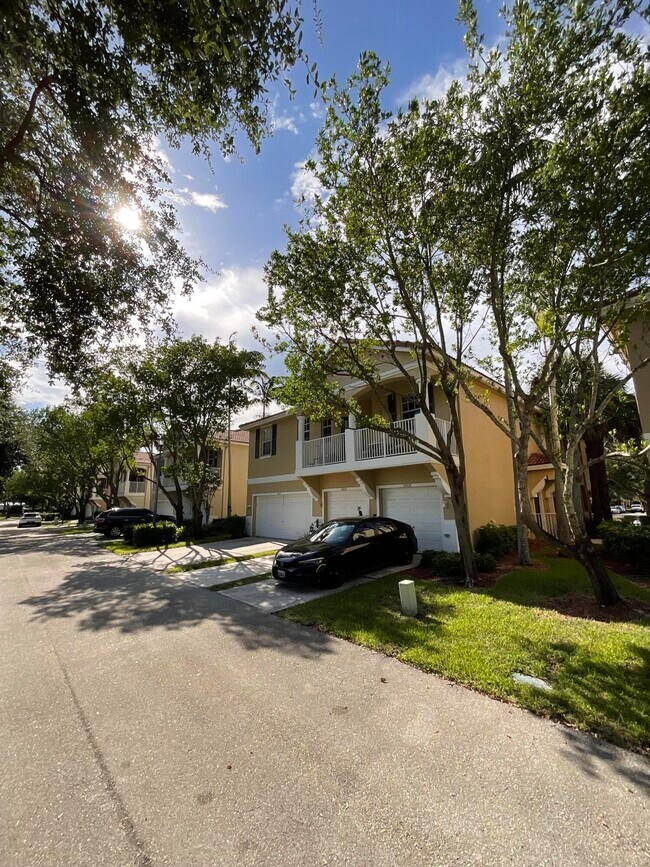 Building Photo - 4808 W Bexley Park Dr