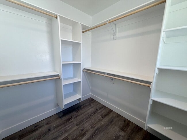 Building Photo - 1204 S Central Ave