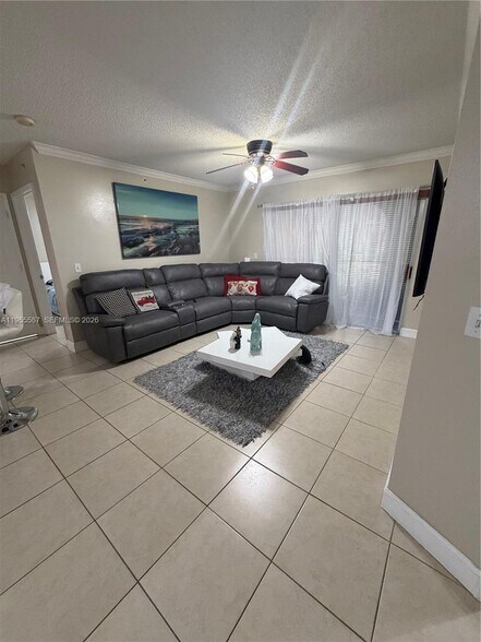 Building Photo - 2451 Centergate Dr