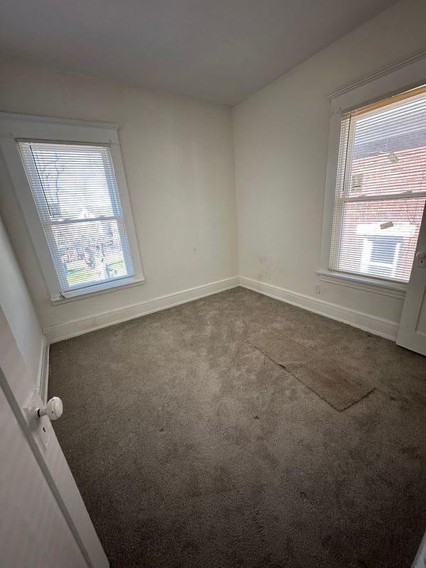 Building Photo - 2330 Fillmore Ave