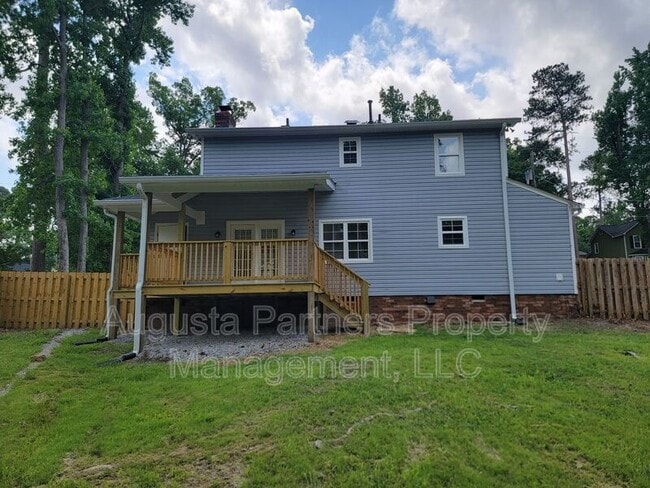 Building Photo - 165 Ashley Cir