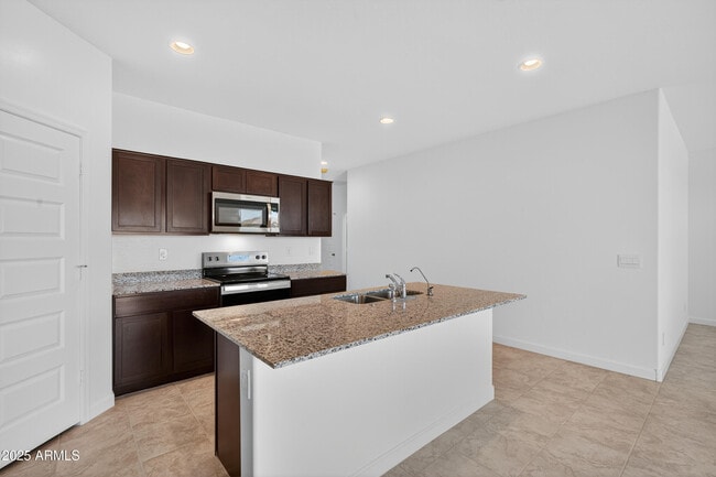 Building Photo - 30266 N Acacia Dr.