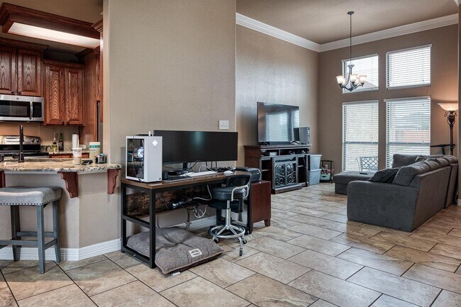 Building Photo - 210 Alyssa Dr