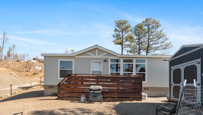 Building Photo - 112 Via Madera