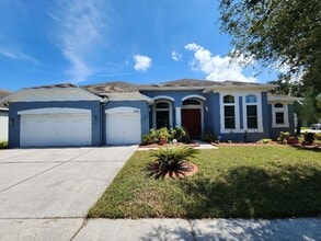 Building Photo - Beautiful 4 Bedroom 4 Bath Home In Ruskin