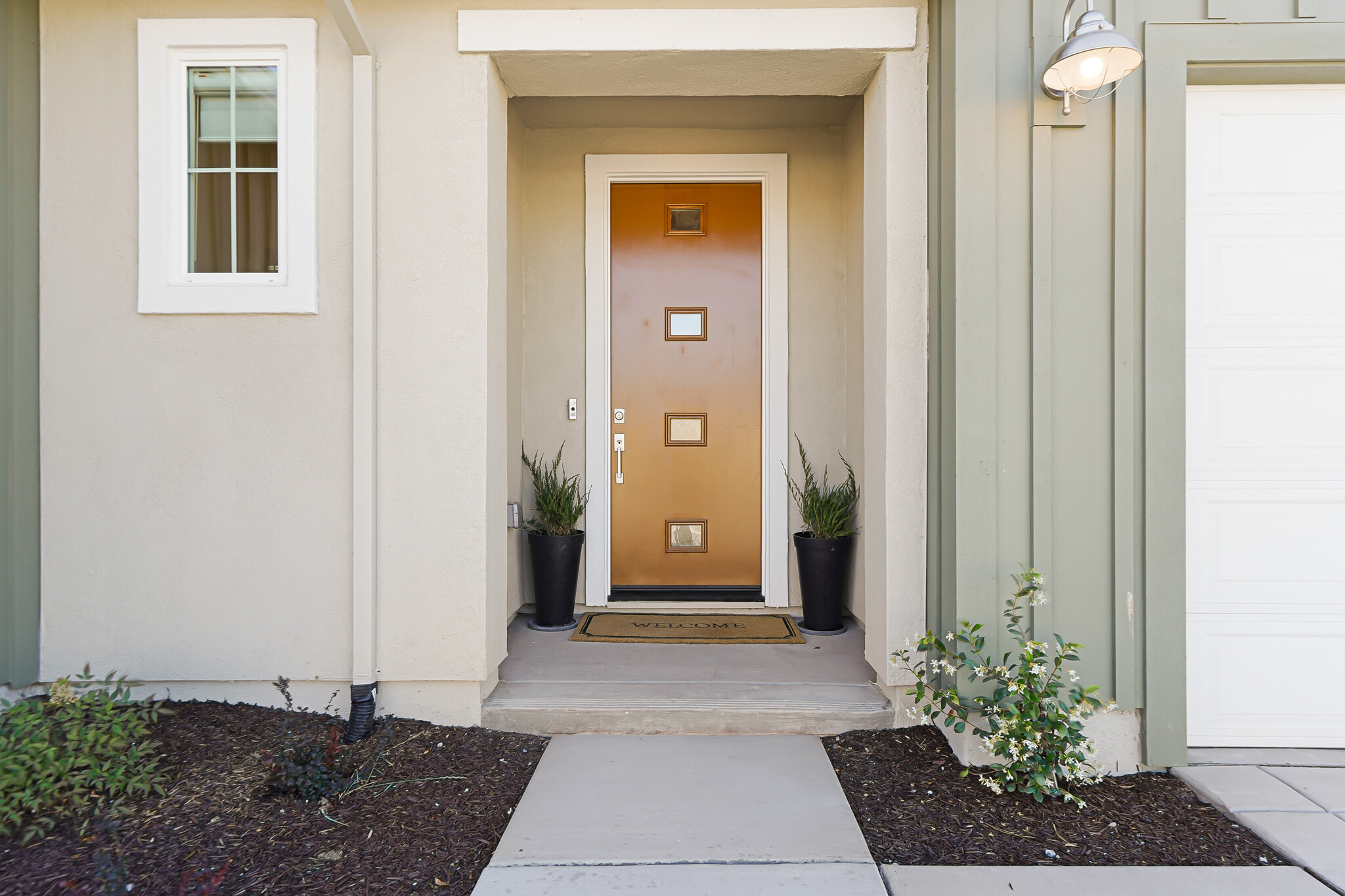 Building Photo - 5919 Lakestone Dr