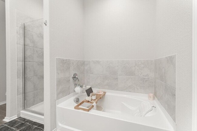 Building Photo - 5510 Daniel Wy