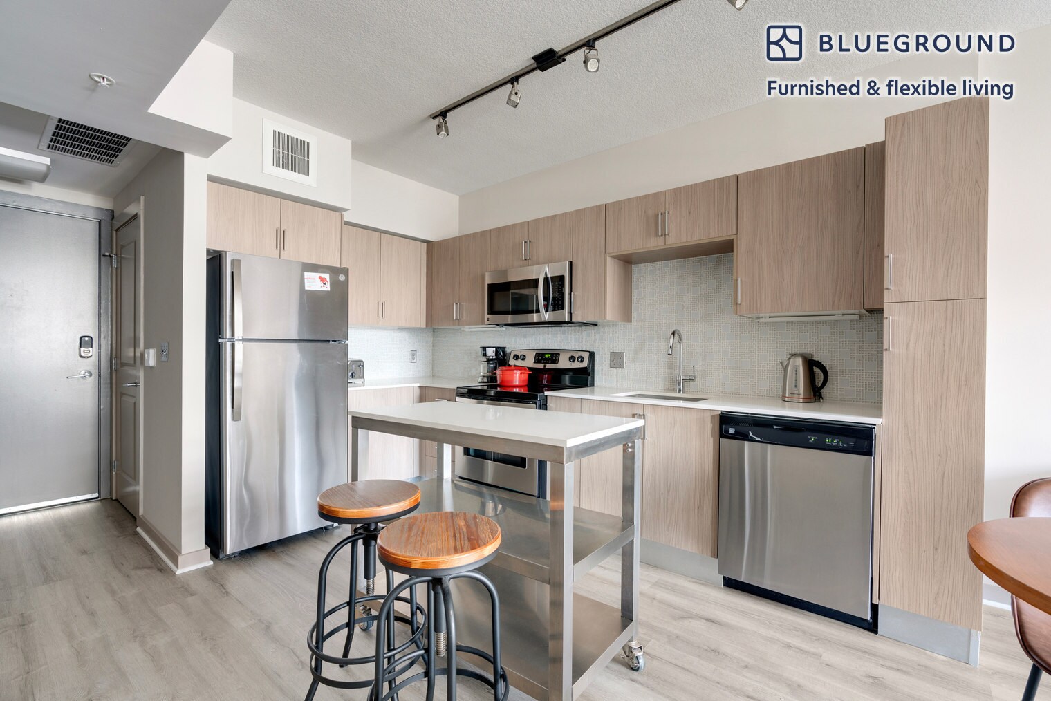 Building Photo - 505 18th St S