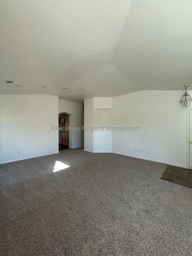 Building Photo - 1449 Quiet Ct
