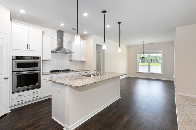 Building Photo - Beautiful 4-bedroom, 2-bath Home with Lake View!