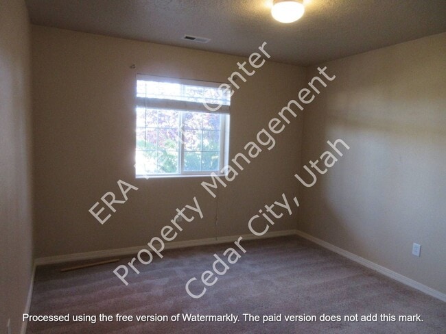 Building Photo - Move-In Discount!! 3 bed 2 bath - Twin home in Lamplight