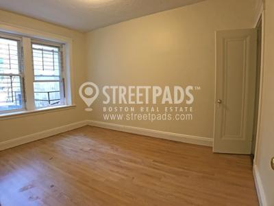 Building Photo - 2 bedroom in Boston MA 02135