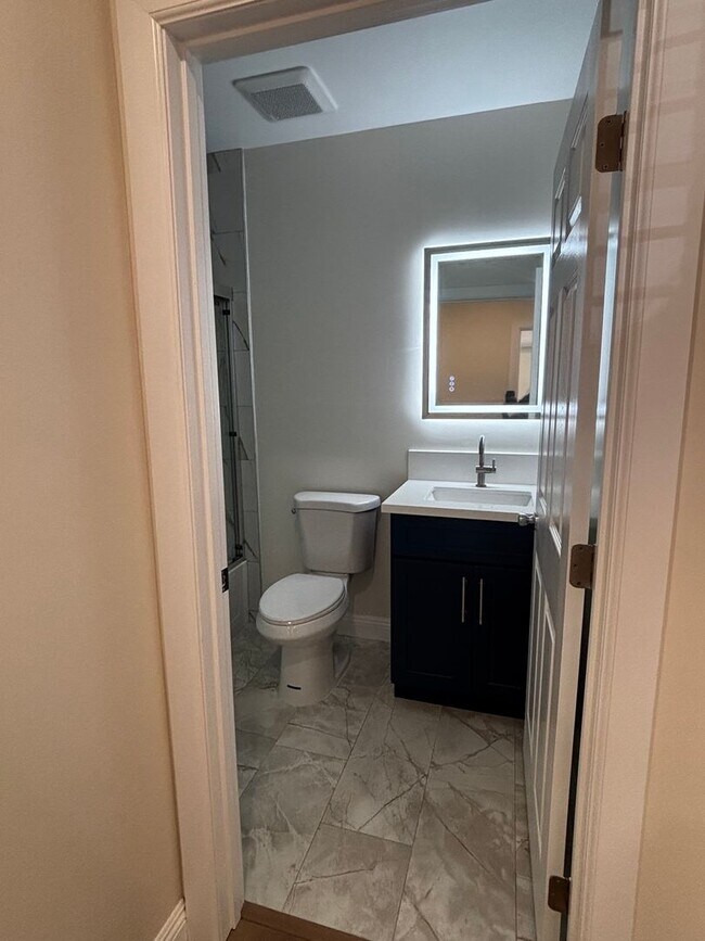 Building Photo - Brand-New Luxury 1 Bedroom, 1 Bathroom ADU for Rent – Alhambra