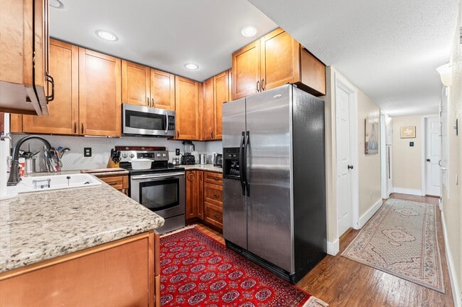 Building Photo - 1504 Early Ln