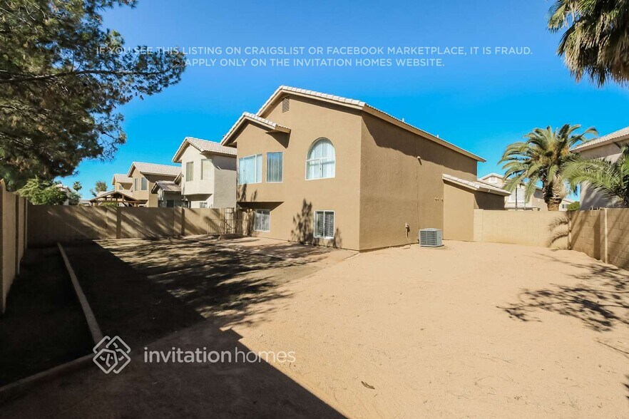 Building Photo - 4645 E Towne Ln
