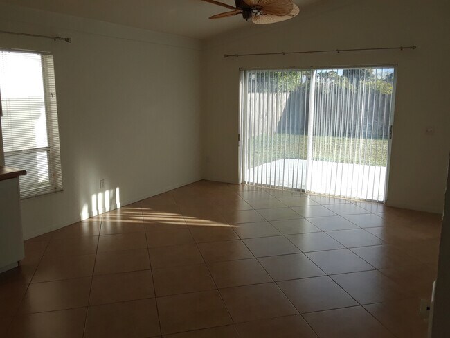 Building Photo - 9636 Tavernier Dr