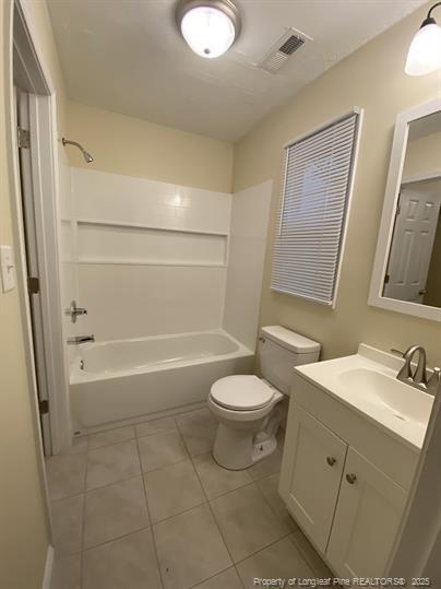 Building Photo - 4935 Walnut Dr