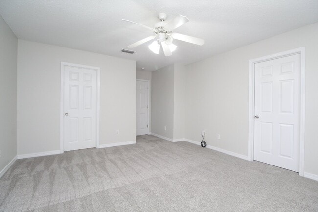 Building Photo - West Pensacola 4-Bedroom Home with Bonus R...