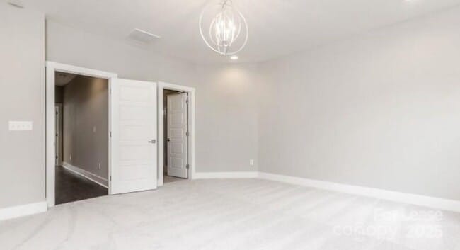 Building Photo - 1134 E 36th St