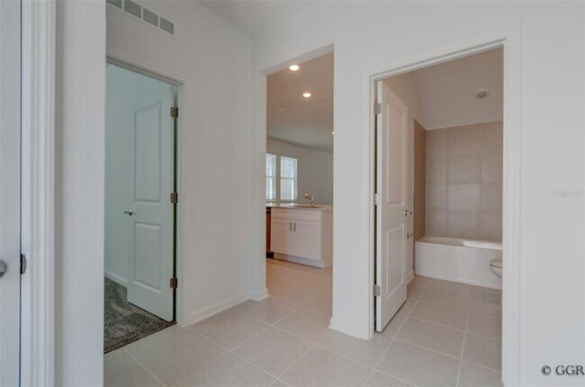 Building Photo - 1880 Rider Rain Ln