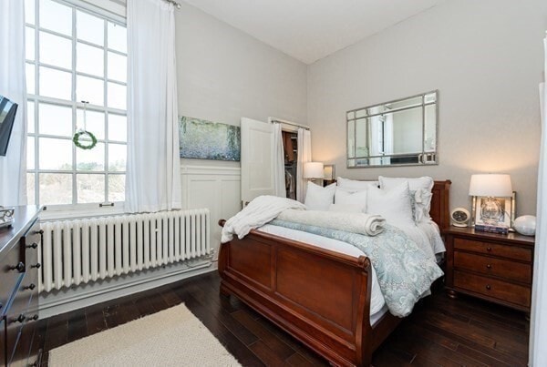 Building Photo - 16 Balmoral St