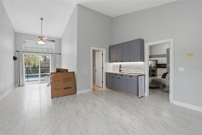 Building Photo - 1608 Imperial Palm Dr