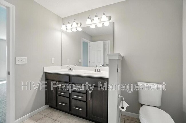 Building Photo - 6888 Lady Abigail Dr