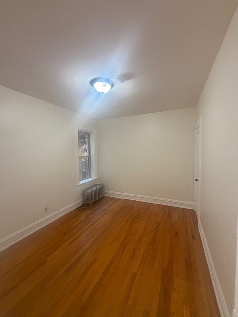 Building Photo - 1731 W 91st St