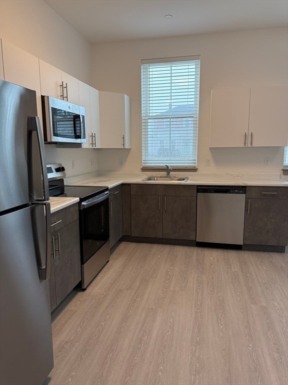 Building Photo - 626 Main St