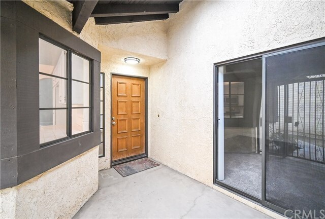 Building Photo - 1131 N Outrigger Way