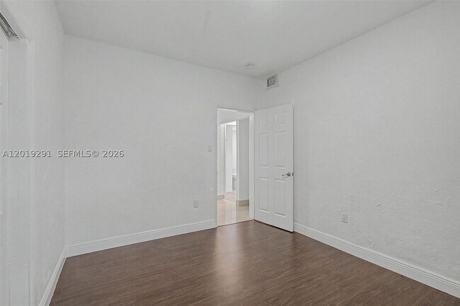 Building Photo - 5917 SW 62nd St