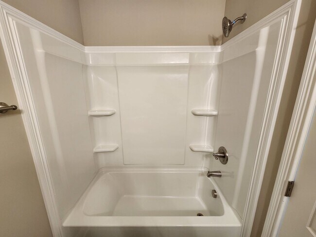 Building Photo - Welcome To Clarksville!