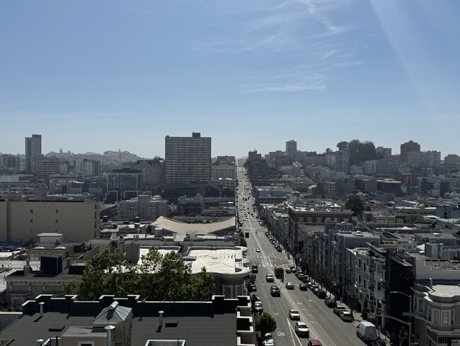 Building Photo - 1255 California St