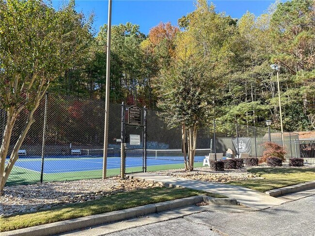 Building Photo - 1949 Point River Dr